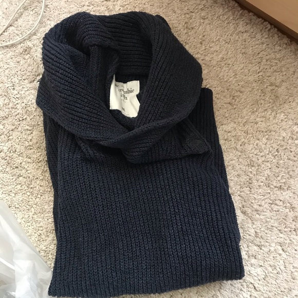 Abercrombie&Fitch -Men’s Navy Cowl Neck Sweater -M - Picture 5 of 7